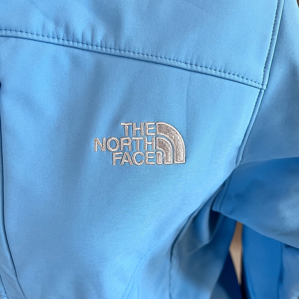 The North Face Apex Bionic Softshell Jacket - image 2